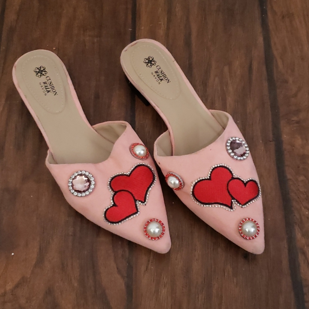 Women's shoes